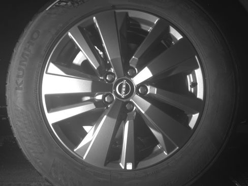 Used 2025 Nissan Pathfinder SV FWD image 15