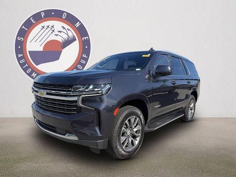 Used 2023 Chevrolet Tahoe LT w/ LT Signature Plus Package AWD/4WD image 2