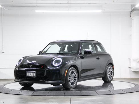 Used 2026 MINI Cooper S FWD image 3