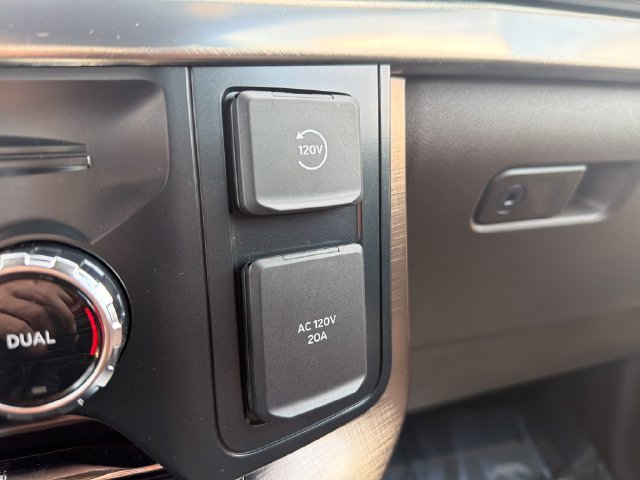 Used 2025 Ford F150 King Ranch AWD/4WD image 53