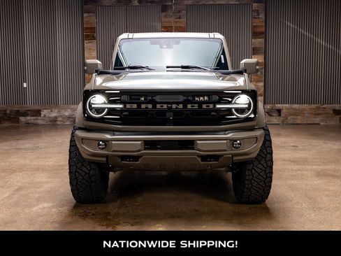 Used 2025 Ford Bronco Outer Banks AWD/4WD image 4