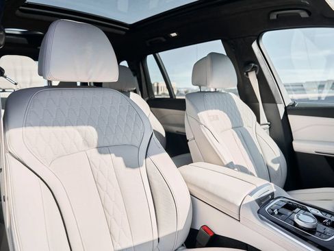 Used 2024 BMW X7 M60i w/ Executive Package AWD/4WD image 45