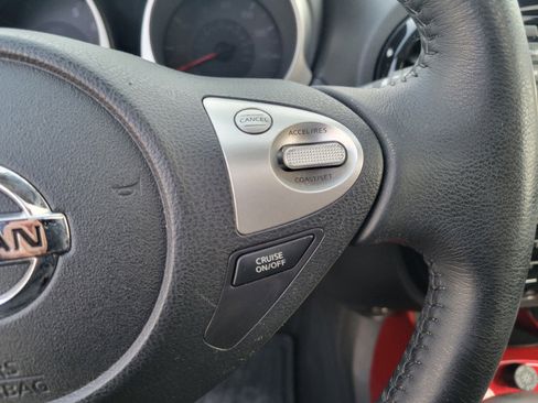 Used 2017 Nissan Juke SL image 30