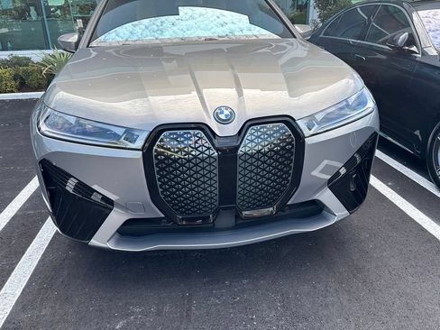 Certified 2024 BMW iX xDrive50 w/ Sport Package AWD/4WD image 10