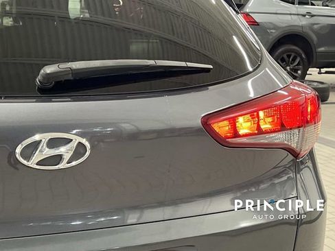 Used 2018 Hyundai Tucson Value w/ Cargo Package image 6