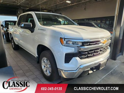 Used 2024 Chevrolet Silverado 1500 LT RWD image 1