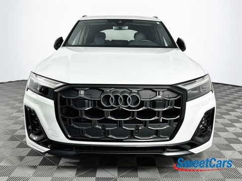 Used 2025 Audi SQ7 Premium Plus AWD/4WD image 2