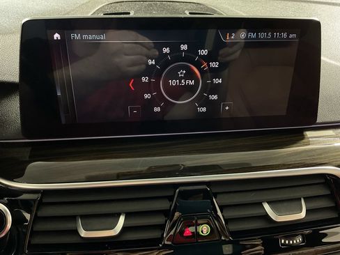 Used 2019 BMW 530e xDrive w/ Convenience Package AWD/4WD image 26