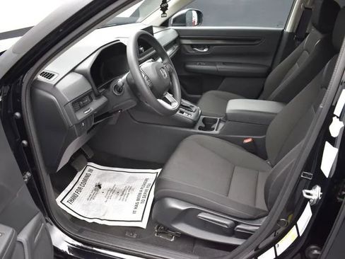 Used 2025 Honda CR-V LX image 14