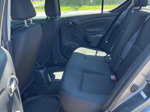 Used 2019 Nissan Versa S Plus FWD image 4