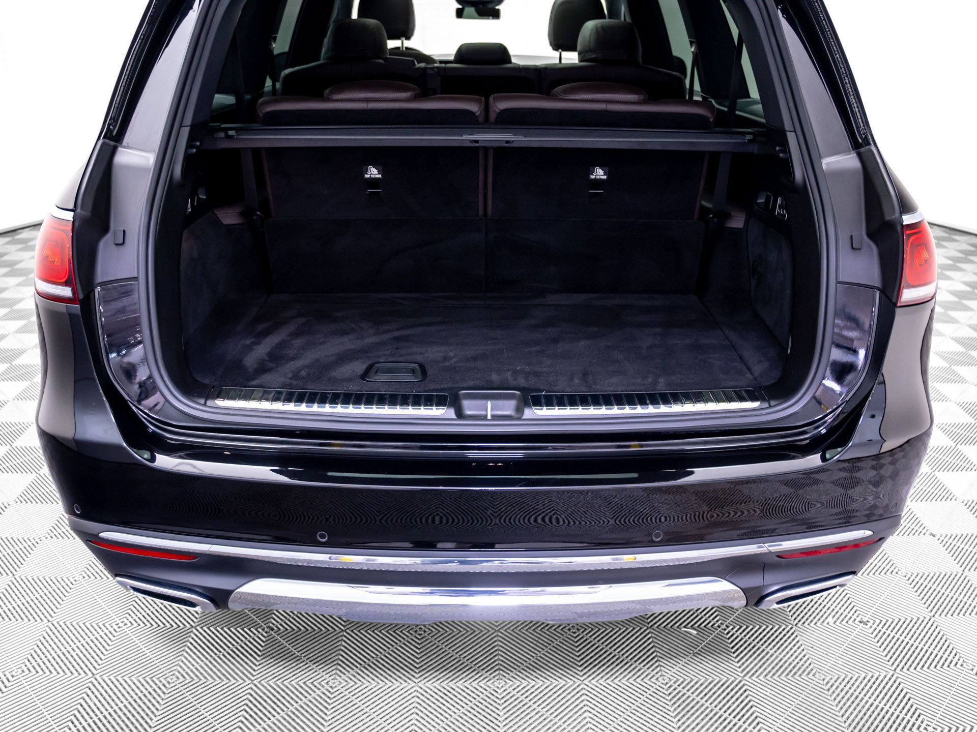 Used 2023 Mercedes-Benz GLS 450 4MATIC image 34