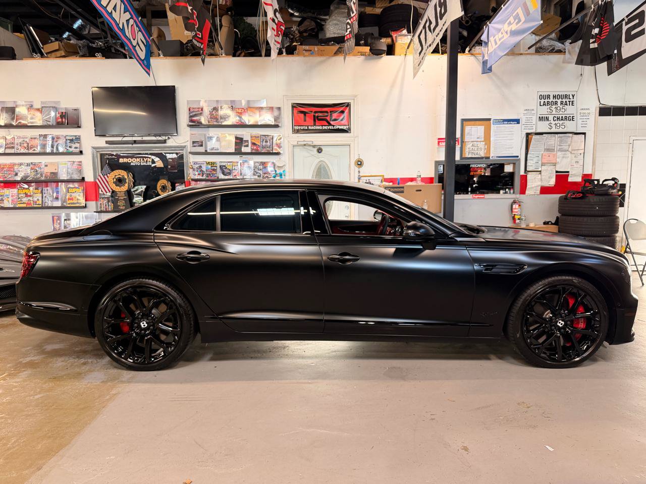Used 2024 Bentley Flying Spur W12 AWD/4WD image 4