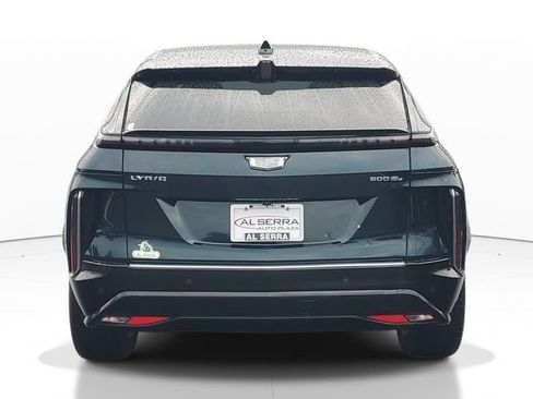 Certified 2024 Cadillac Lyriq Luxury AWD/4WD image 3