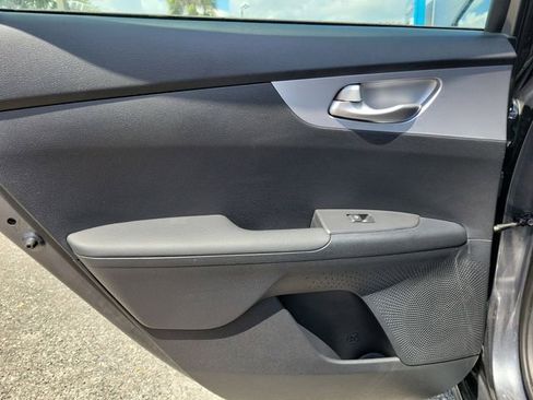 Used 2024 Kia Forte LXS FWD image 11