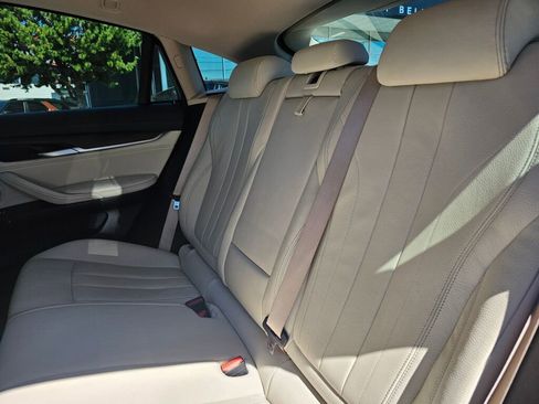 Used 2016 BMW X6 xDrive35i image 16