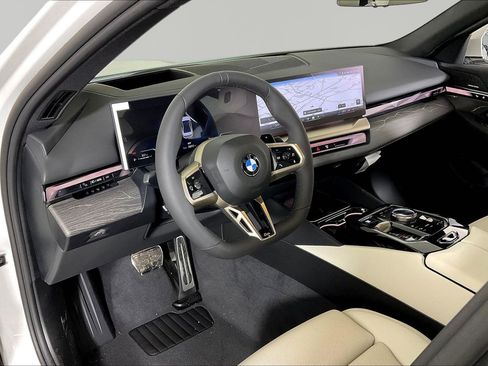 New 2026 BMW 530i xDrive w/ M Sport Package AWD/4WD image 10