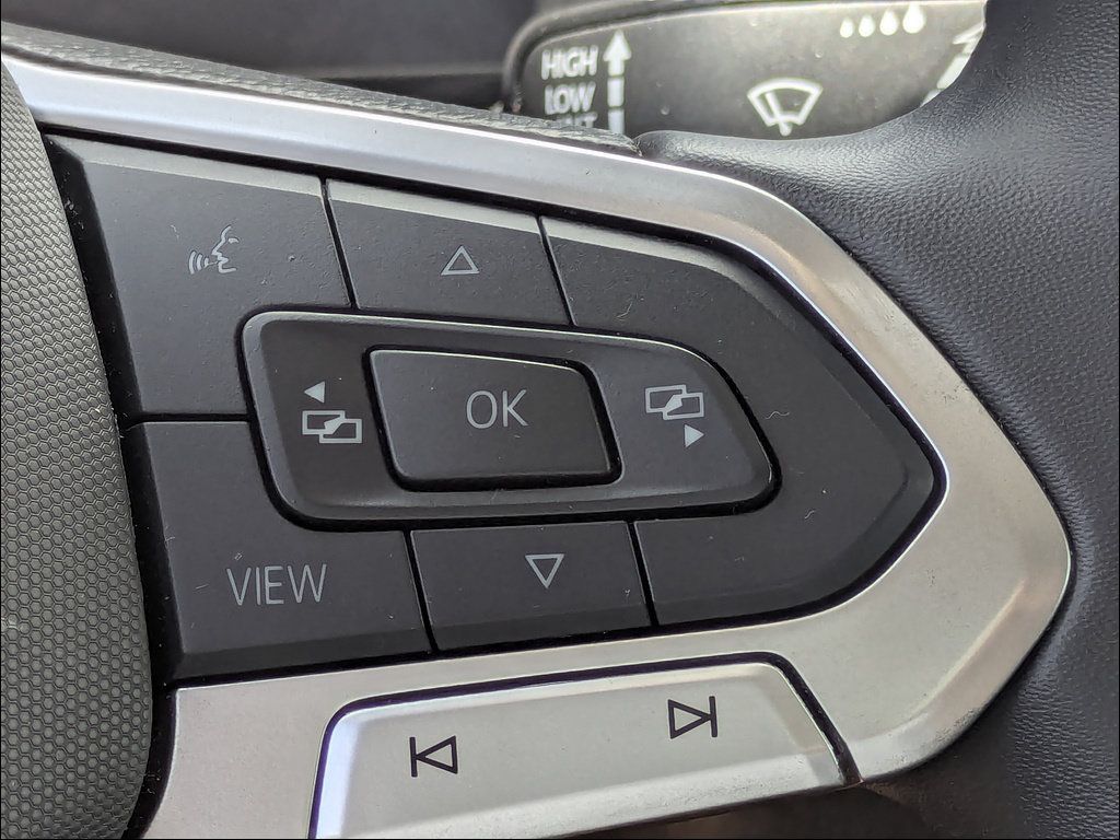 Used 2024 Volkswagen Tiguan Wolfsburg Edition AWD/4WD image 18