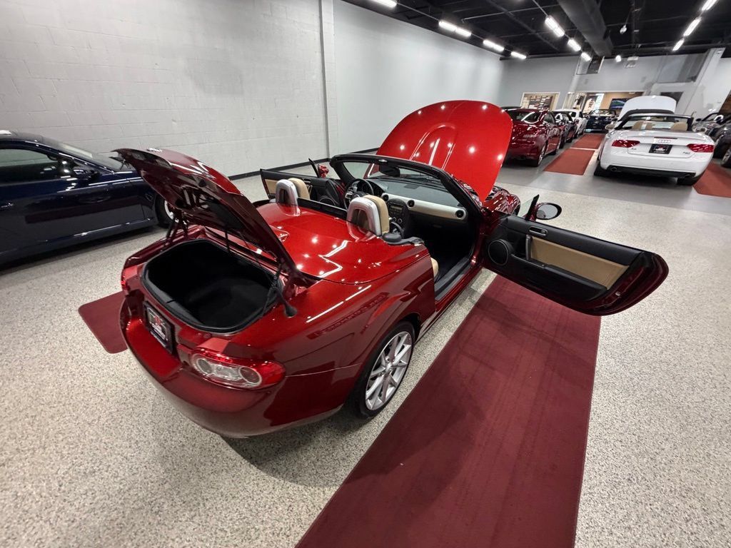Used 2012 MAZDA MX-5 Miata Grand Touring w/ Premium Pkg RWD image 39