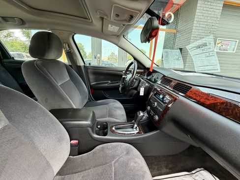 Used 2012 Chevrolet Impala LT w/ LT Sunroof Package FWD image 25