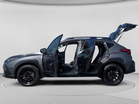 Used 2024 Subaru Crosstrek 2.5i Limited w/ Crosstrek Mirror Package AWD/4WD image 31