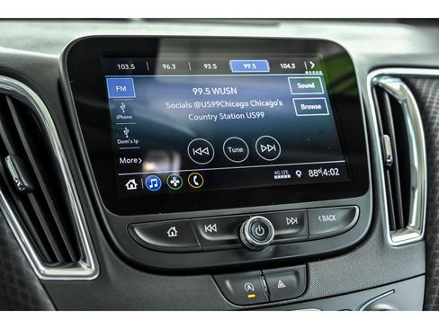 Used 2020 Chevrolet Malibu LT FWD image 19