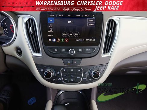 Used 2024 Chevrolet Malibu LT image 22