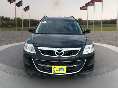 Used 2011 MAZDA CX-9 Touring w/ Moonroof & Bose Audio Pkg FWD image 4