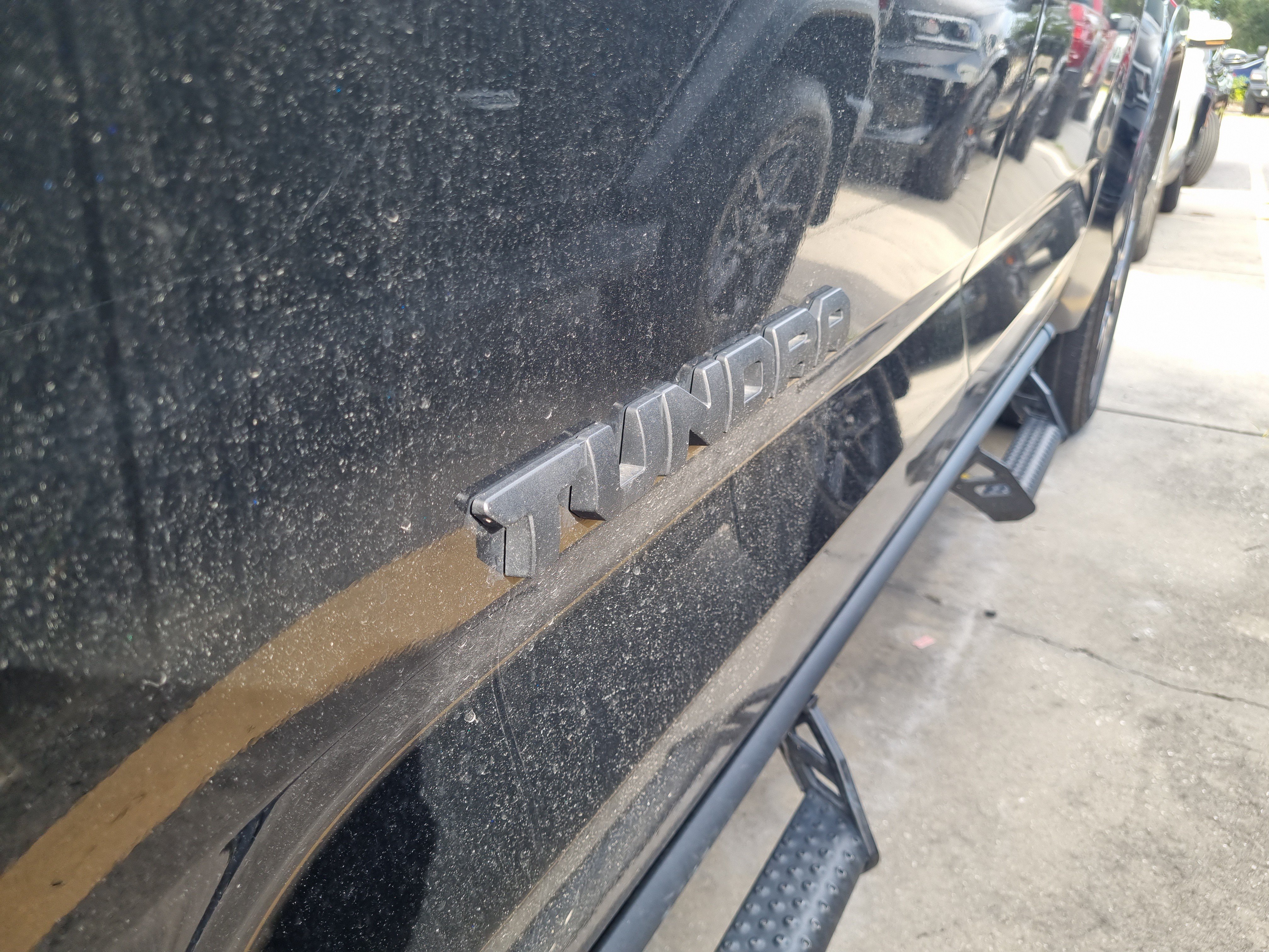 Used 2025 Toyota Tundra Limited AWD/4WD image 7