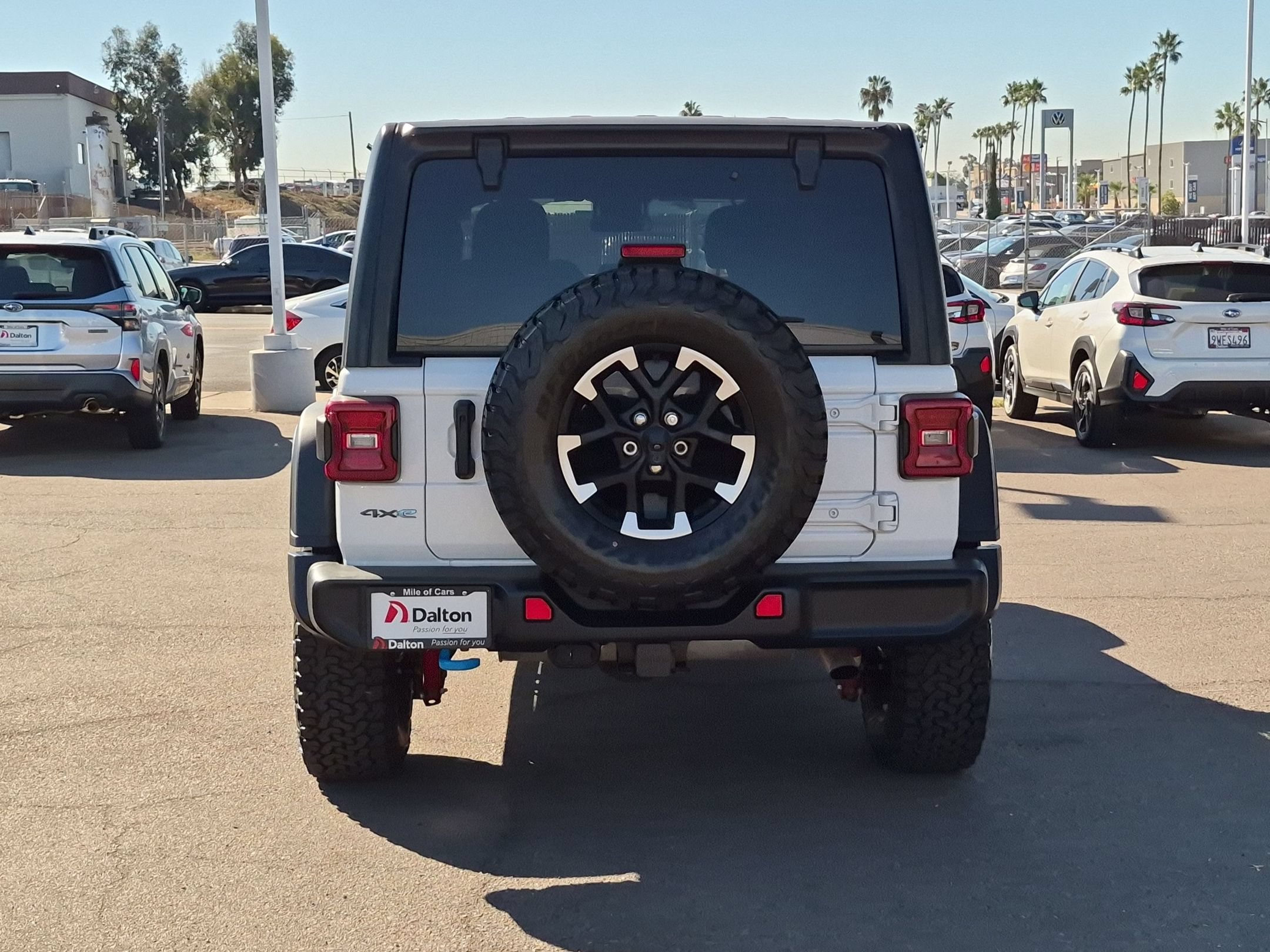 Used 2024 Jeep Wrangler Unlimited Rubicon 4xe AWD/4WD image 7