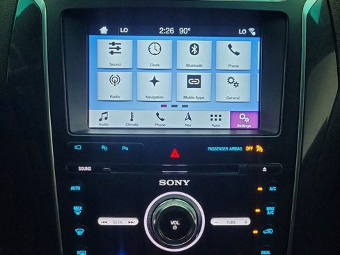 Used 2017 Ford Explorer Limited w/ Equipment Group 301A FWD image 25