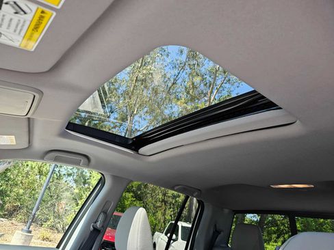 New 2025 Honda Ridgeline RTL image 21