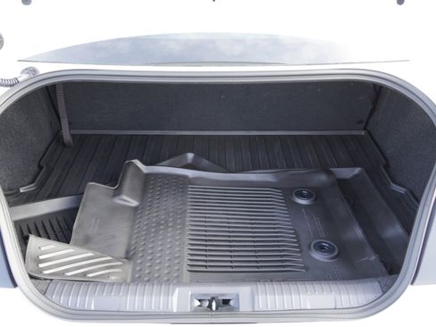 Certified 2025 Toyota GR86 Base w/ ALL Weather Mat Package (TMS) image 15