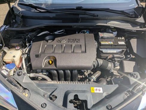 Used 2021 Toyota C-HR XLE image 20