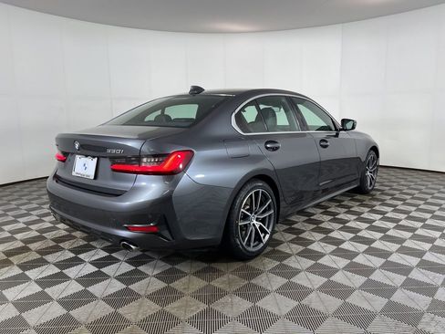 Used 2021 BMW 330i xDrive Sedan w/ Premium Package image 5