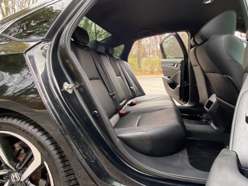 Used 2019 Honda Accord Sport image 42