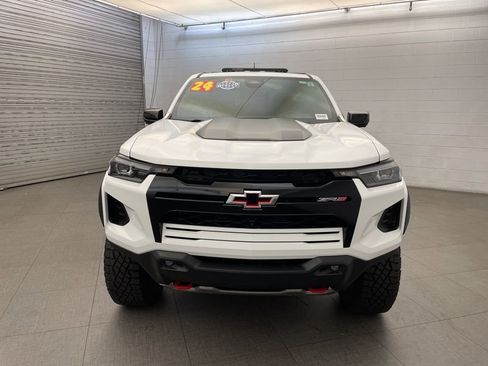 Used 2024 Chevrolet Colorado ZR2 w/ ZR2 Convenience Package III image 10