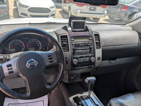 Used 2010 Nissan Xterra SE AWD/4WD image 14