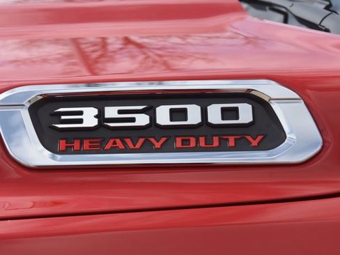 Used 2024 RAM 3500 Limited image 12