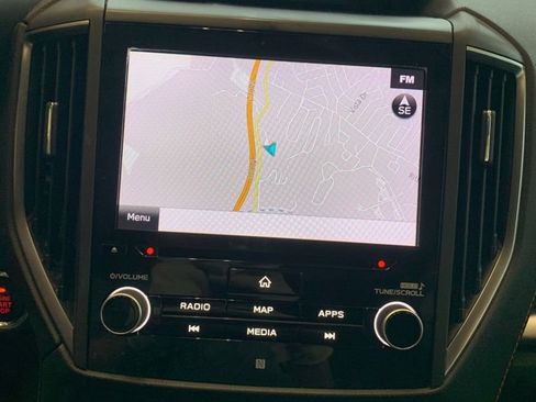 Used 2020 Subaru Crosstrek 2.0i Limited w/ Moonroof Package w/Navigation image 7