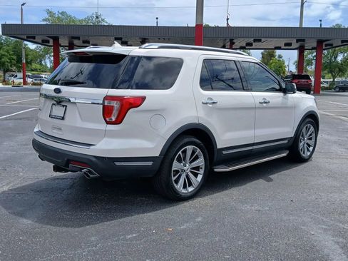 Used 2018 Ford Explorer Limited image 5