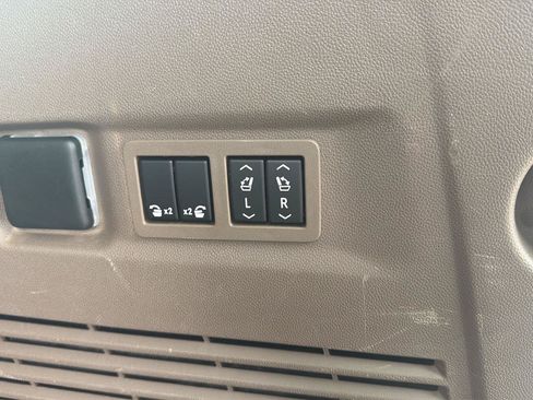 Used 2024 GMC Sierra 1500 AT4X AWD/4WD image 26