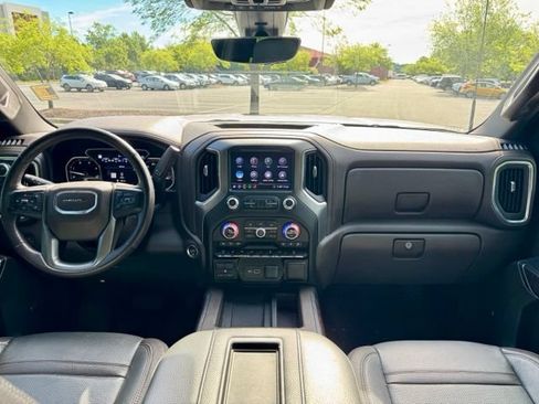 Used 2020 GMC Sierra 2500 Denali w/ Denali Ultimate Package AWD/4WD image 24