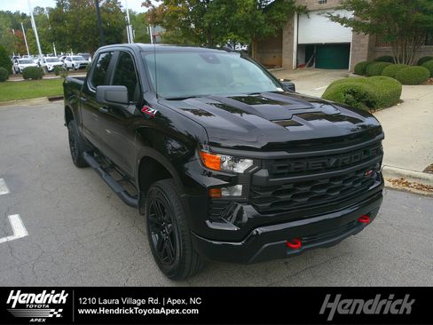 Used 2024 Chevrolet Silverado 1500 Custom Trail Boss image 1