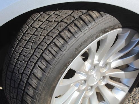 Used 2019 Cadillac CTS Luxury image 10