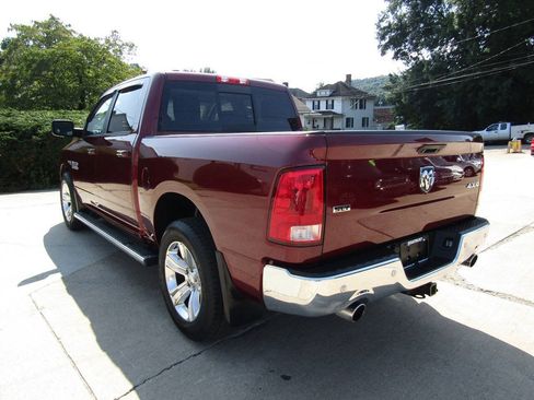 Used 2017 RAM 1500 Classic SLT w/ SLT Plus D←cor Group AWD/4WD image 7