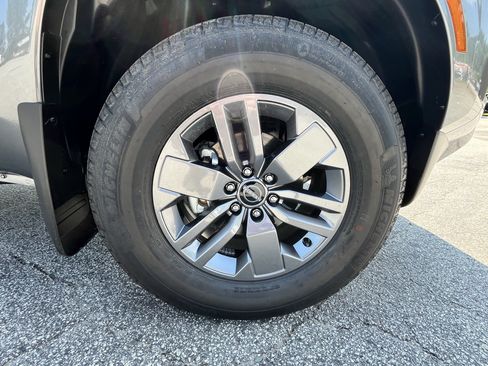 New 2026 Nissan Frontier SV w/ Tow Package AWD/4WD image 9