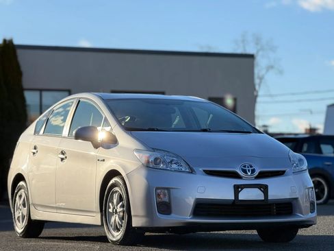 Used 2011 Toyota Prius Two image 3