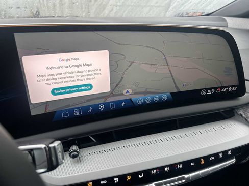 New 2026 Cadillac Optiq Luxury 1 image 13