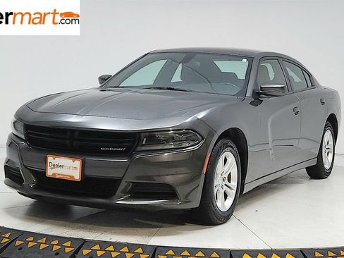 Used 2022 Dodge Charger SXT RWD image 1