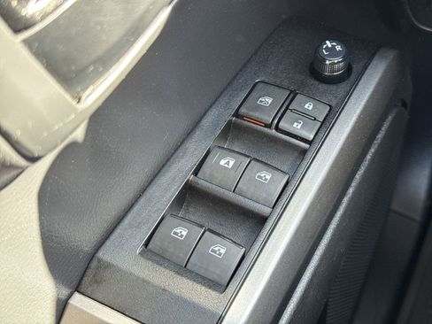 Used 2022 Toyota Tacoma SR5 image 15